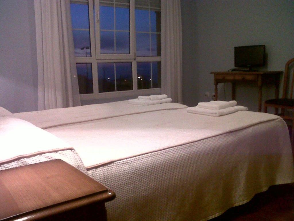 Hotel Restaurante El Fornon Novellana Room photo